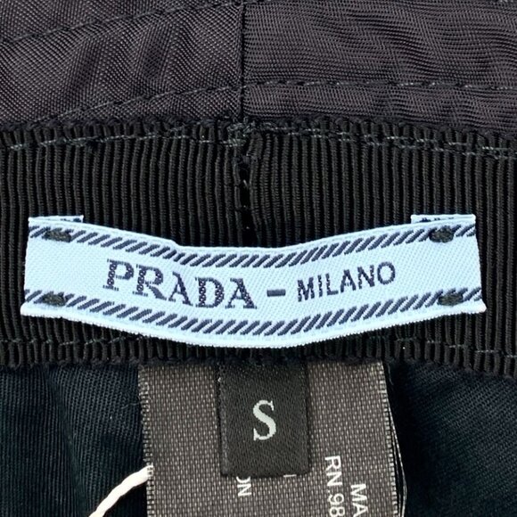 Prada Black Nylon Bucket Hat With Logo Plaque - Picture 9 of 9